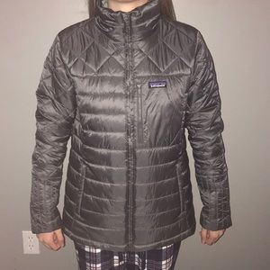 Patagonia women’s Large gray jacket